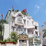 Super Hotel O Maan\'S Heritage